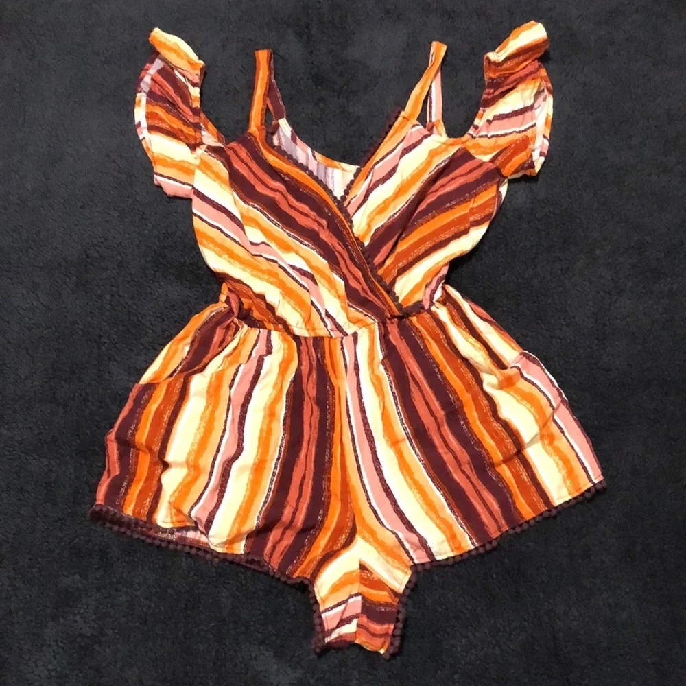 XHILARATION Romper Striped Cold Shoulder with Pom-Pom Trim & Pockets Sz S - Picture 9 of 16